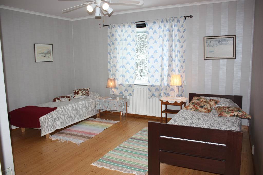 Rappens Stuga,Sjaelvhushall Dala Husby ห้อง รูปภาพ